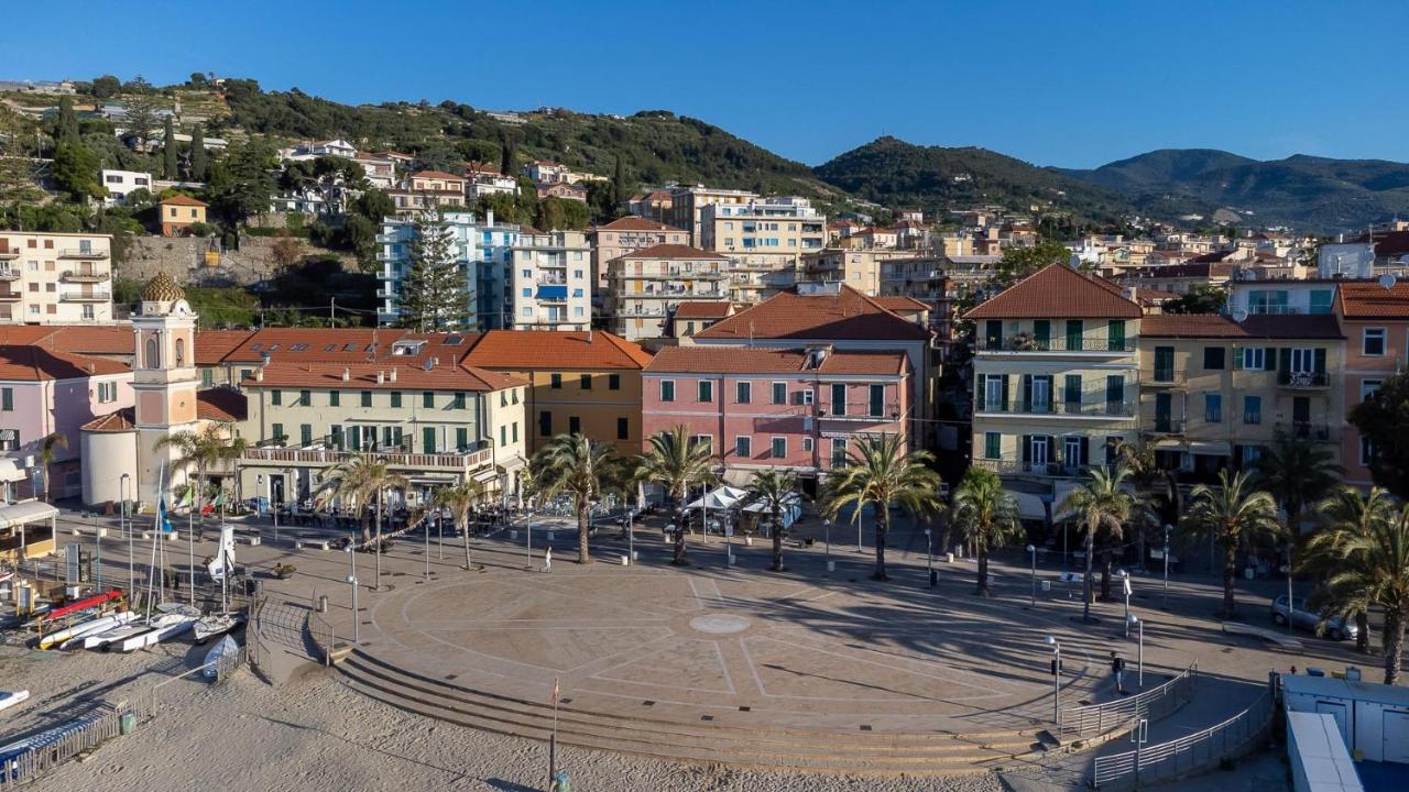 Hotel Vita Serena Arma di Taggia Buitenkant foto